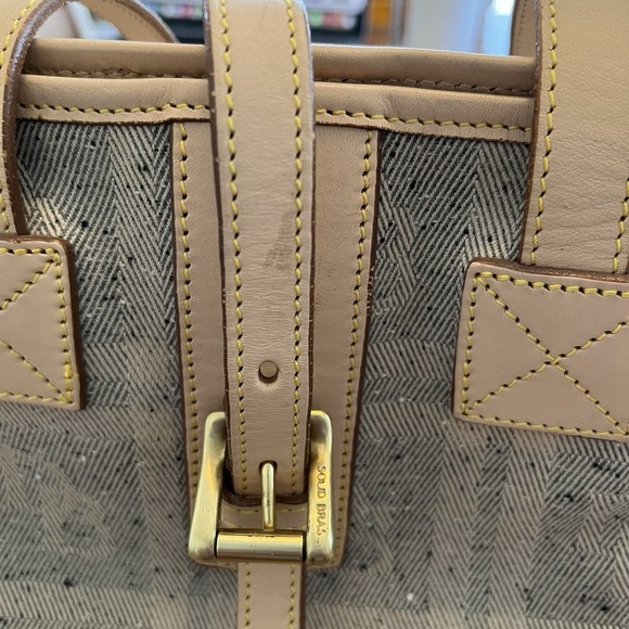 Vintage Dooney & Bourke Women's Purse Bag Beige Tan Plaid Leather Trim Chic Cute - Picture 15 of 16